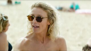 Alexandra Lamy, Anne Marivin Sexy, Bikini in 'Chamboultout'