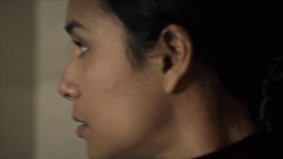 Alicia Jaziz Topless, Shower, Bath Scene in TV Show 'Ingobernable'