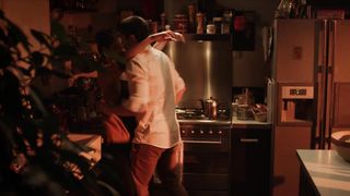 Ambre Bremond Topless, Cunnilingus Funny Scene in French Film 'Je suis un apprentissage'