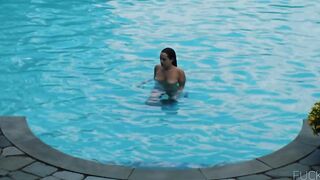Abbey Lee, Riley Keough Nude, Pool, Bikini, Voyeur, Sex Scene, Masturbation in 'Welcome The Stranger'