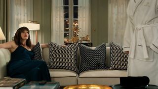 Anne Hathaway All Sexy Uncut Scenes for the movie 'The Hustle'