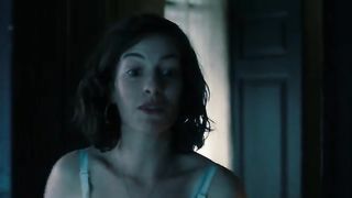 Anne Hathaway Sexy and Bikini Scene for 'One Day'