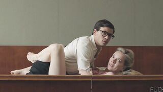 Anniek Pheifer Nude, Cheatig Wife Sex Scene for 'Het Leven Is Vurrukkulluk'