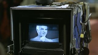 Charlotte Gainsbourg, Jo McInnes, Lucy Harrison nude - Ma femme est une actrice (2001)