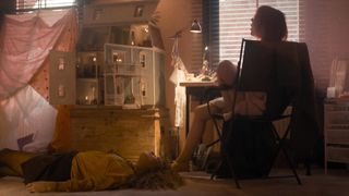 Clementine Poidatz, Alicia Kapudag nude - Housewife (2017)