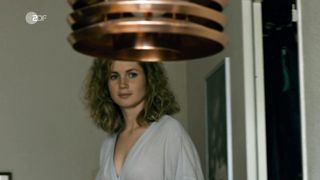 Cornelia Groschel nude - Schwartz  Schwartz Mein erster Mord (2018)