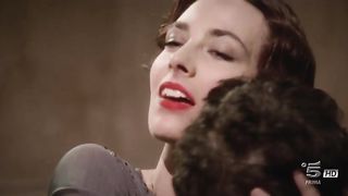 Daniela Virgilio Nude - I segreti di Borgo Larici s01e01-02 (2014)