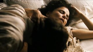 Elena Anaya Nude - Alatriste (ES 2006)