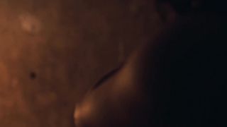 Elisa Schlott, Tabita Johannes nude - Grille und Ameise (2016)