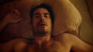 Elisabeth Moss naked - The Square (2017)