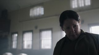 Elisabeth Moss, Yvonne Strahovski nude - The Handmaid's Tale s02e12 (2018)