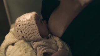 Elisabeth Moss, Yvonne Strahovski nude - The Handmaid's Tale s02e12 (2018)
