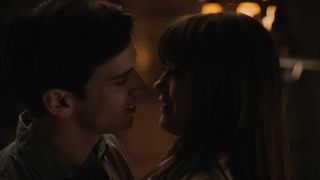 Ella Purnell naked scene - Sweetbitter s01e03 (2018, NUDE)