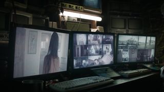 Emily Ratajkowski nude - Welcome Home (2018)