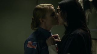 Emily Tarver, Laura Prepon nude - Orange Is the New Black s07e02-10 (2019)