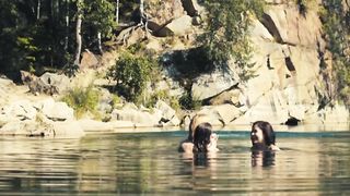 Esther Lubadika, Celeste Buckingham, Stepanka Fingerhutova nude - Bajkeri (2017)