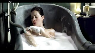 Esther Zimmering Nude - Der blaue Affe (2006)