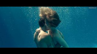 Evelyne Brochu - Cafe De Flore