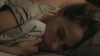 Fanny Sidney nude - A l'ombre du palmier (2012)