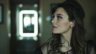 Frankie Shaw naked - SMILF s02e02 (2018)