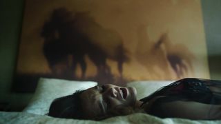 Frankie Shaw naked - SMILF s02e02 (2018)