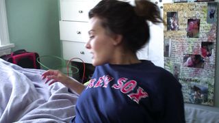 Frankie Shaw nude - SMILF s02e00 (2018)