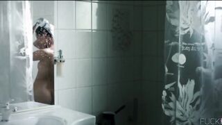 Ha Thanh Spetlikova, Diana Minarovicova nude - Miss Hanoi (2018)