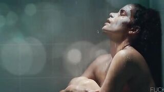 Halle Berry naked - Frankie & Alice (2010)