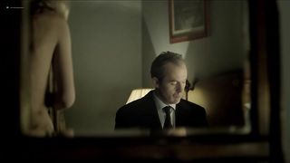 Helen Kennedy Nude, Melissa George (nn) - Hunted (2012) s1e1