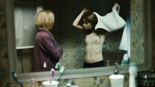 Ines Efron, Mariela Vitale Nude - El nino pez (2009)