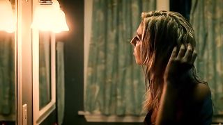 Jaclyn Swedberg , Lauren Francesca , Audra Van Hees & Others - Muck