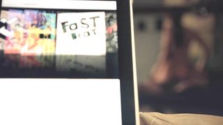 Jasmin Lord nude - Blutsschwestern - Jung, magisch, todlich (2013)