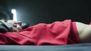 Jella Haase nude - Kidnapping Stella (2019)