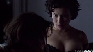 Jennifer Tilly, Gina Gershon - Bound (1996)