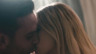 Jessica Norris nude - Outlawed (2018)