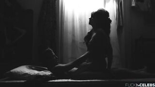 Jessy Moravec naked - Lasst die Alten sterben (2017)