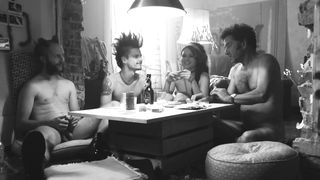 Jessy Moravec naked - Lasst die Alten sterben (2017)