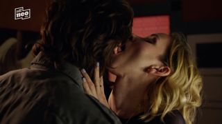 Josefine Preuss nude - Nix Festes s01e02 (2018)