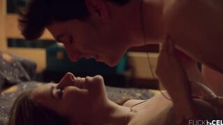 Julia Gibert, Natalia Barrientos - Les de l'hoquei s01e05 (2019)