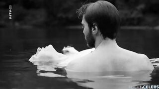 Julia Jentsch - Die Habenichtse (2016)