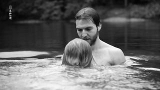 Julia Jentsch - Die Habenichtse (2016)