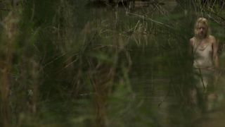 Julia Zange nude - Mein Bruder heisst Robert und ist ein Idiot (2018)