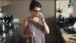 Juliane Kohler, Janina Fautz nude - Safari Match Me If You Can (2018)