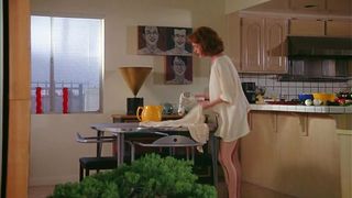 Julianne_Moore_-_Short_Cuts__1993