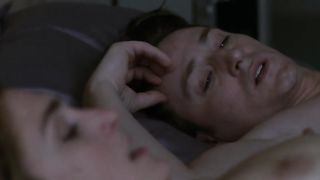 Julie Gayet Nude - Sans laisser de traces (2010)