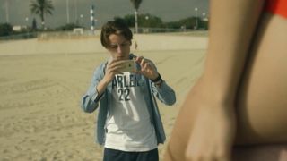 Juliette Bettencourt, Eva Hatik nude - Vingt-Cinq S1 (2018)