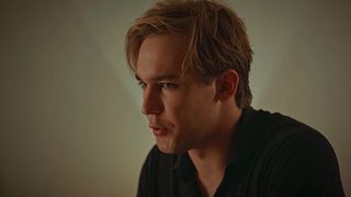 Eva Indenbaum, Alina Rachkovskaya - Struny s01e09 (2021) celebs nude scene