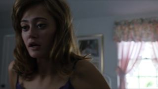 Ella Purnell sexy – Yellowjackets s01e01 (2021) Heavy Petting scene