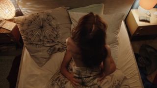 Josefine Preuss adult scene - Nix Festes s02e03 (2021) celebs Video