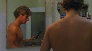 Stephanie Japp nude - S.O.S. Barracuda s01e07 (2002)